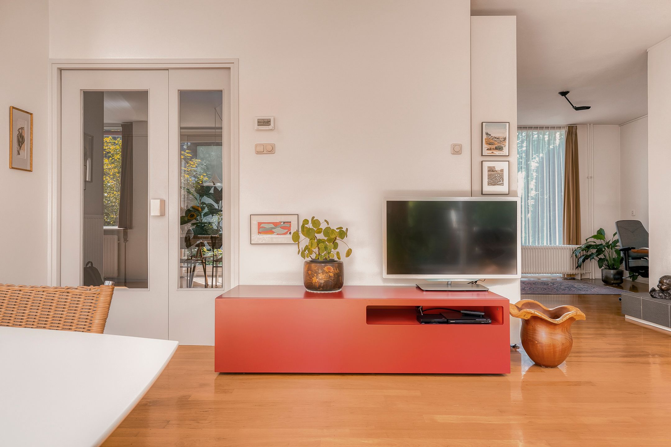 Photo 9 of Nederhoven 31