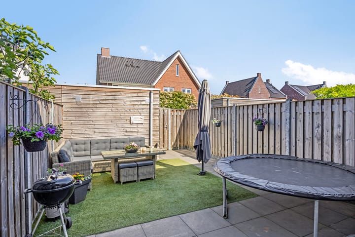 Foto 2 van Karinastraat 24