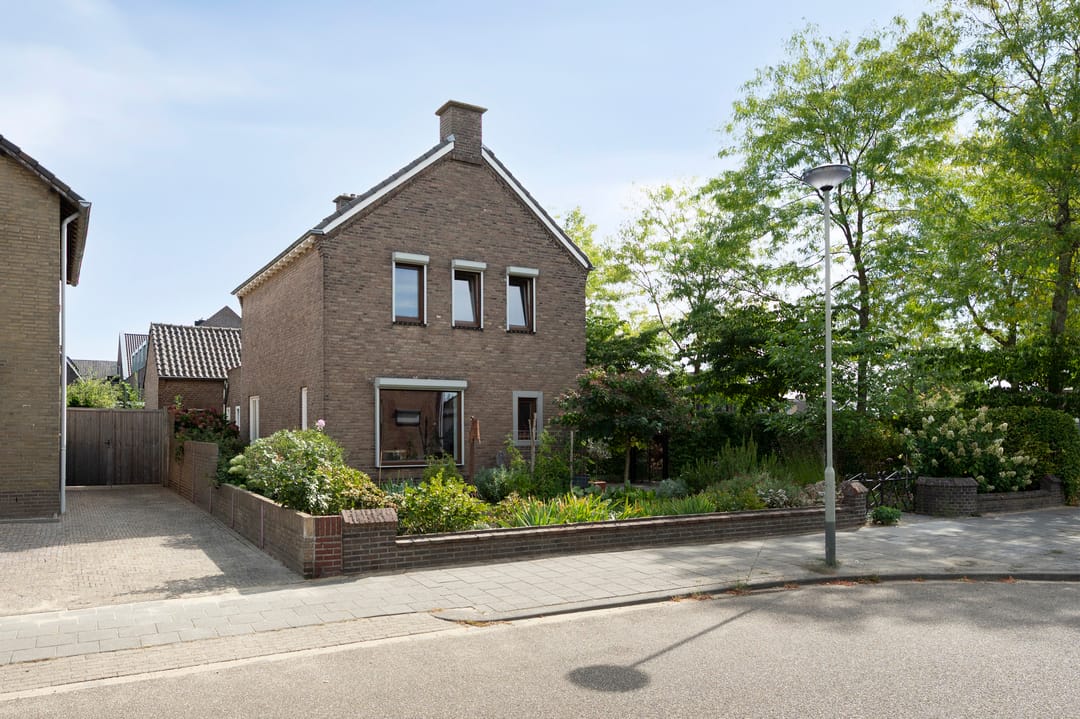 Foto 1 van Achter de Hoven 33