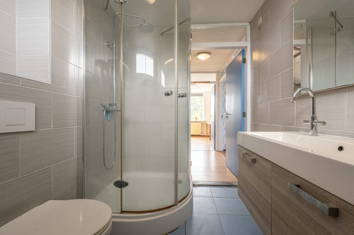 Foto 23 van De Lairessestraat 10