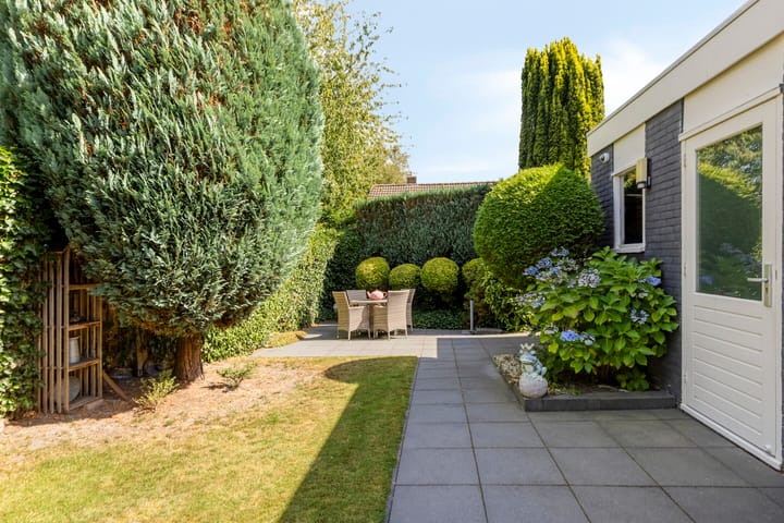 Foto 3 van Burgemeester Drijberweg 95