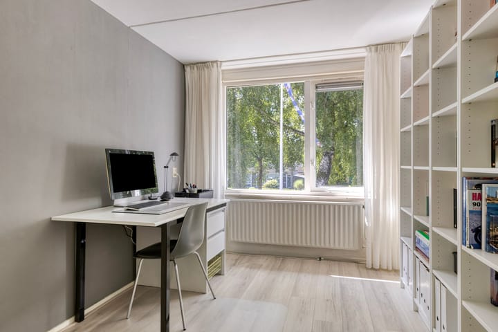 Photo 32 of Burgemeester Drijberweg 95