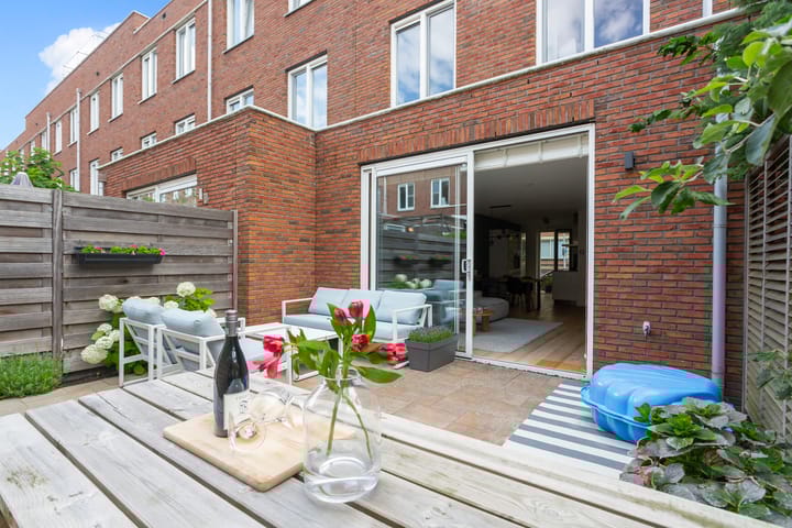 Foto 24 van Roentgenstraat 81