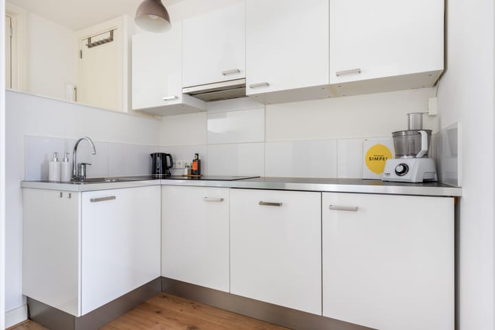 Foto 10 van Dapperstraat 57-D