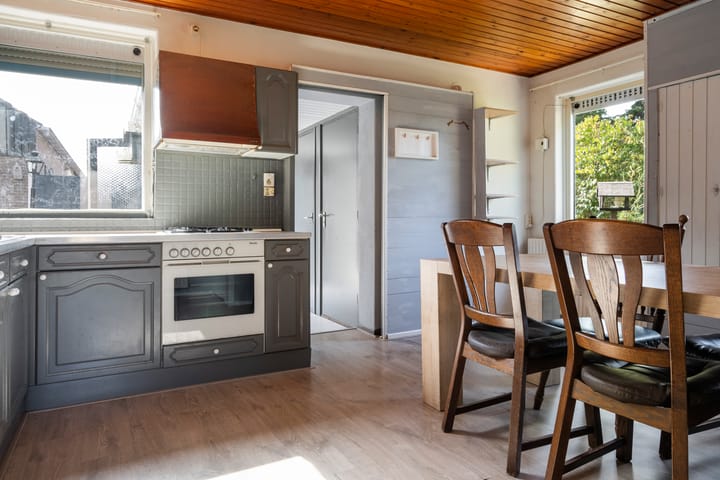 Foto 13 van Langeveldstraat 7