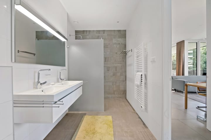 Photo 35 of Oostduinplein 243