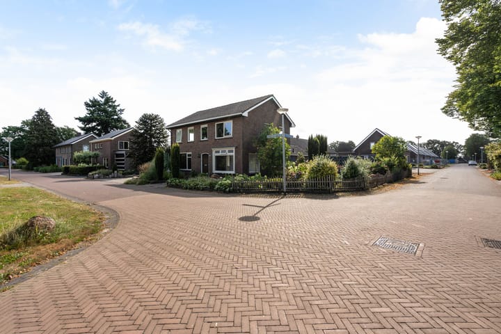 Foto 28 van Langeveldstraat 7