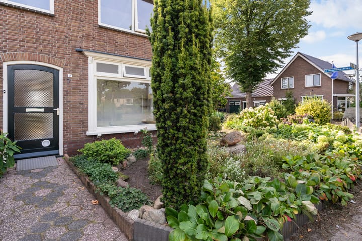 Foto 32 van Langeveldstraat 7