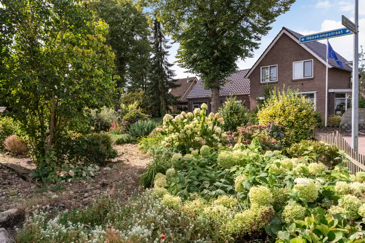 Foto 35 van Langeveldstraat 7