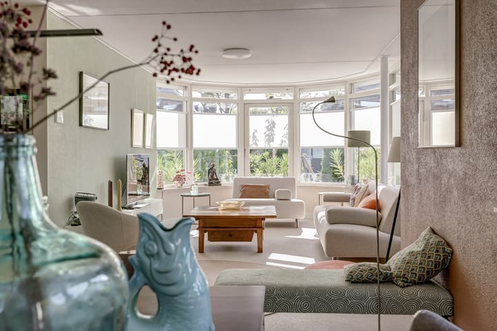 Photo 7 of Akelei 47