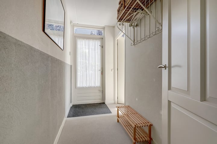 Photo 20 of Akelei 47