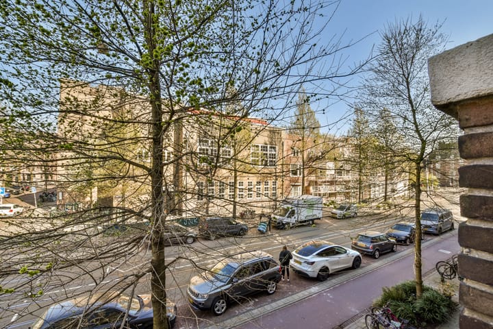 Foto 8 van Cornelis Krusemanstraat 11-1