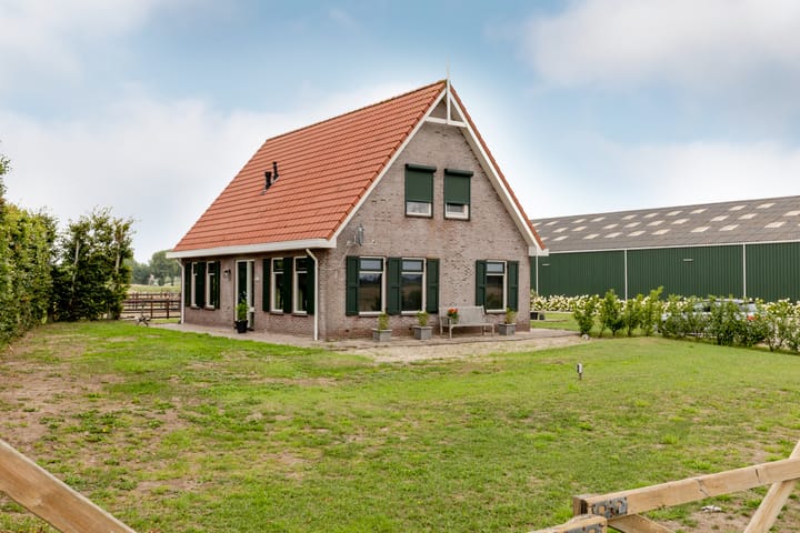 Ikkerseweg 2, Hellevoetsluis