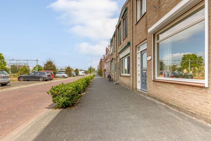 Foto 3 van Parallelweg 73