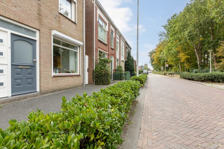 Foto 2 van Parallelweg 73