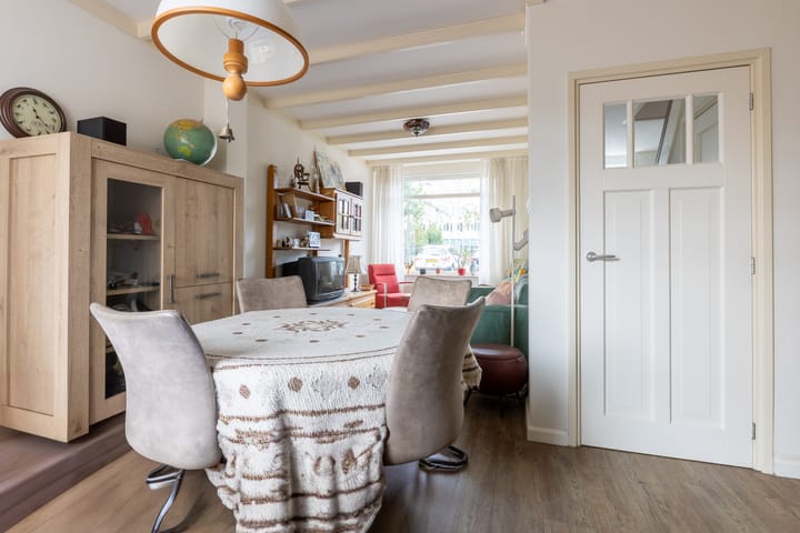 Foto 8 van Parallelweg 73