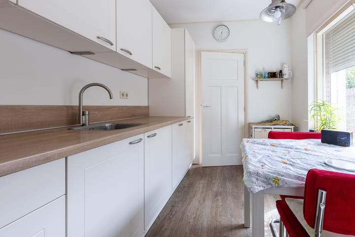 Foto 14 van Parallelweg 73