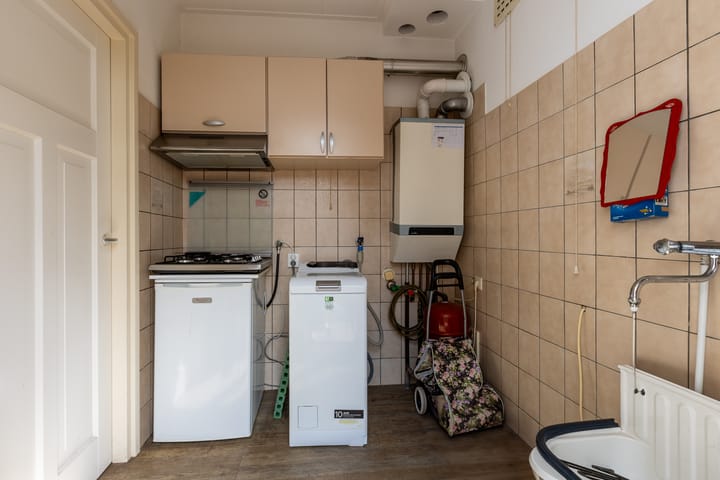 Foto 16 van Parallelweg 73