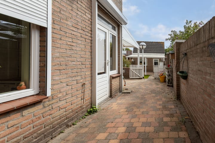 Foto 17 van Parallelweg 73