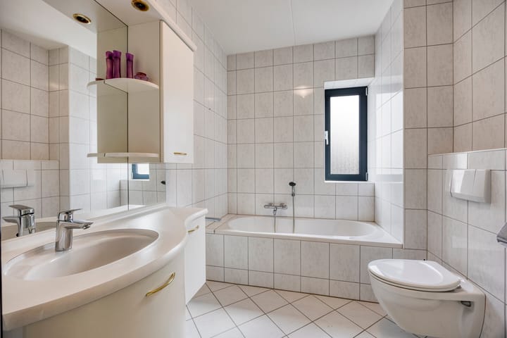 Foto 33 van Torenstraat 19