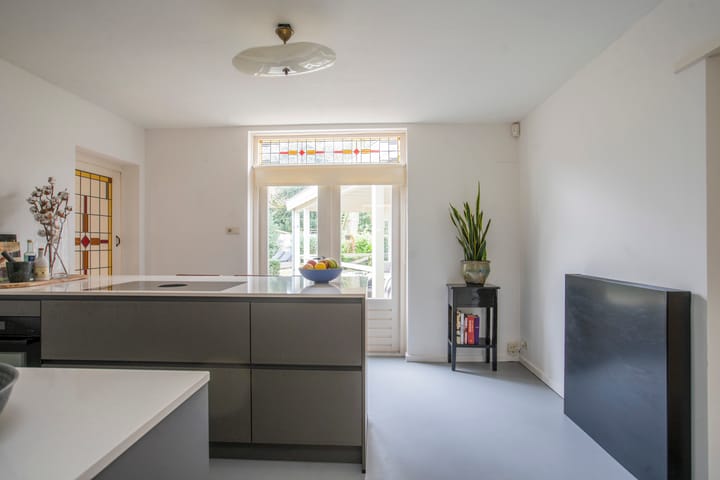 Photo 23 of Van Malsenstraat 11