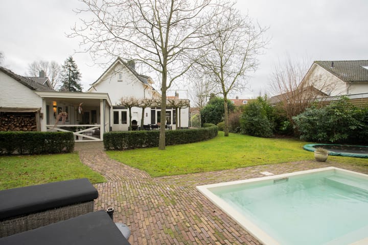 Photo 56 of Van Malsenstraat 11