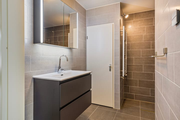 Photo 13 of Bosstraat 4-A