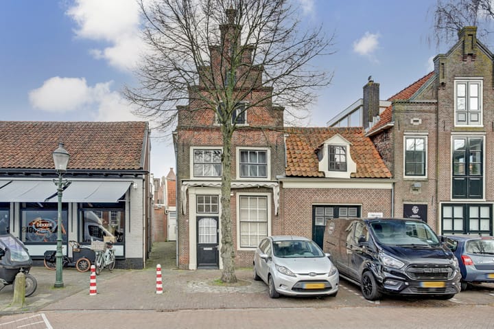 Photo 2 of Torenstraat 6