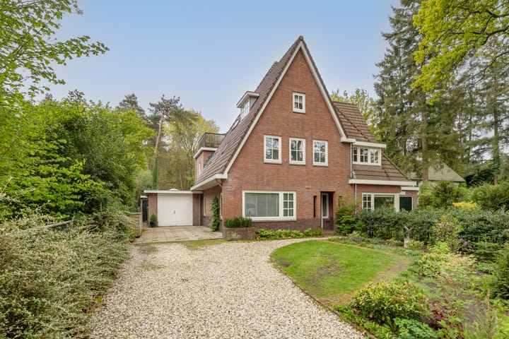 Photo 1 of van Beuningenlaan 8