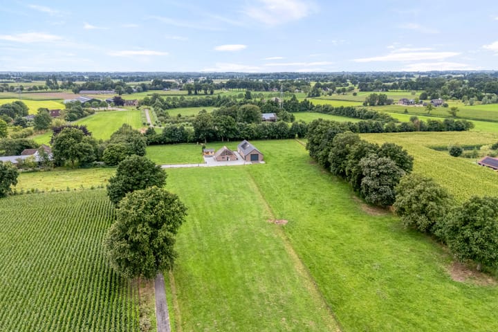 Photo 2 of Hogeweg 23