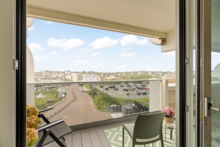 Photo 7 of Duinroos 37