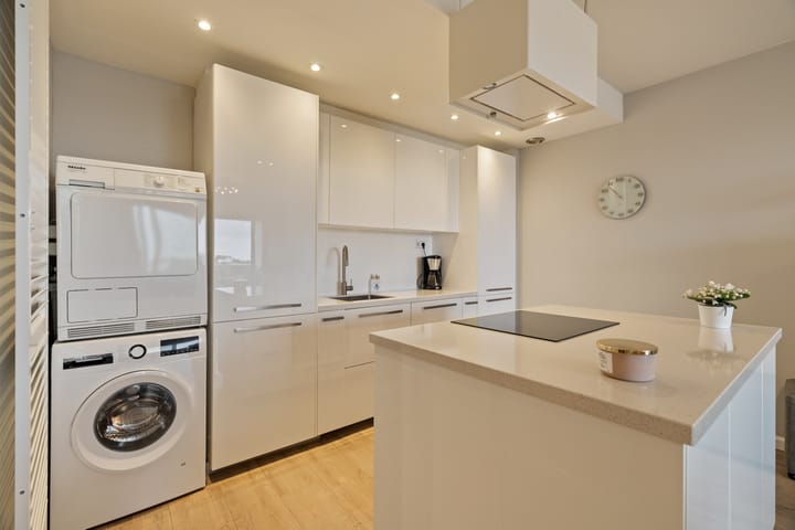 Photo 14 of Duinroos 37