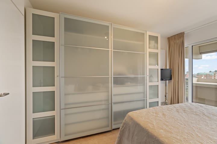 Photo 21 of Duinroos 37