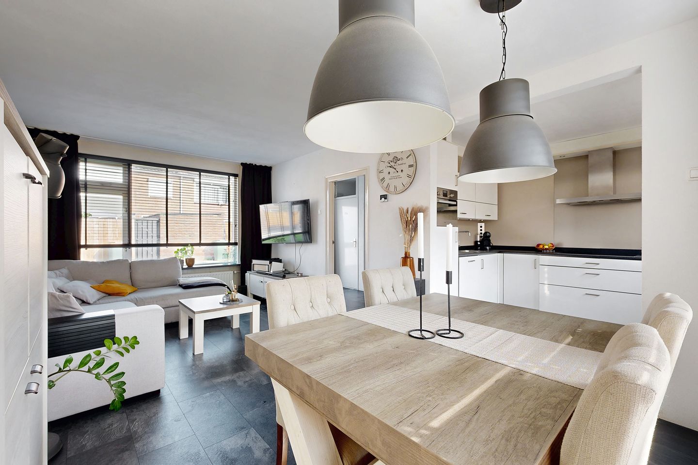 Foto 19 van Pieter de Hooghstraat 19