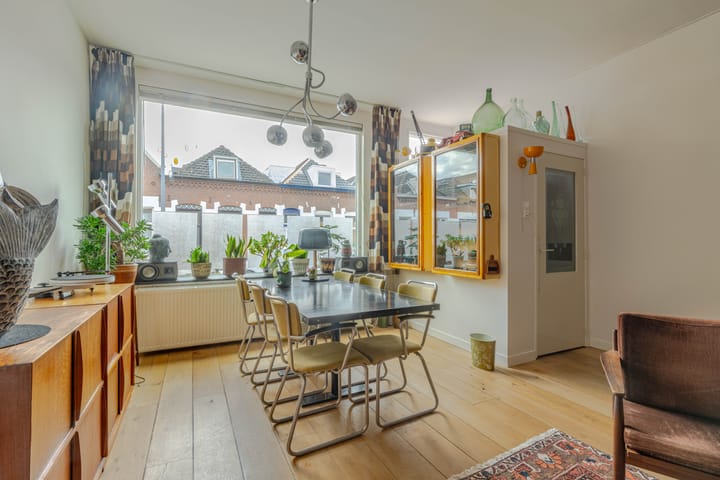 Foto 16 van Zwijndrechtsestraat 32