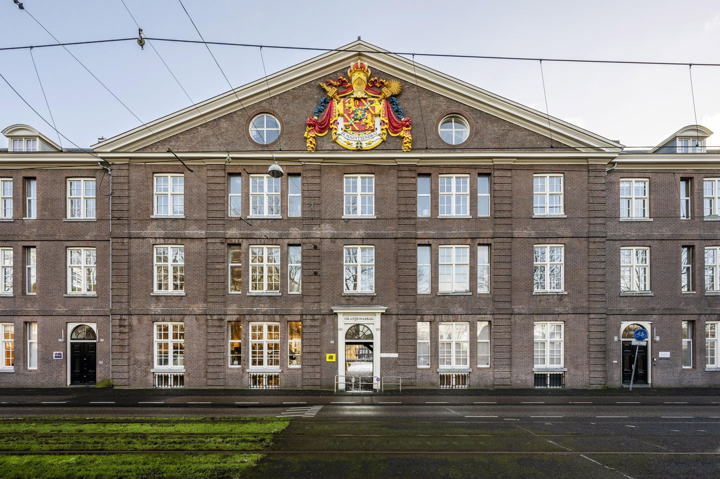 Bekijk foto 1 van Sarphatistraat 656-658