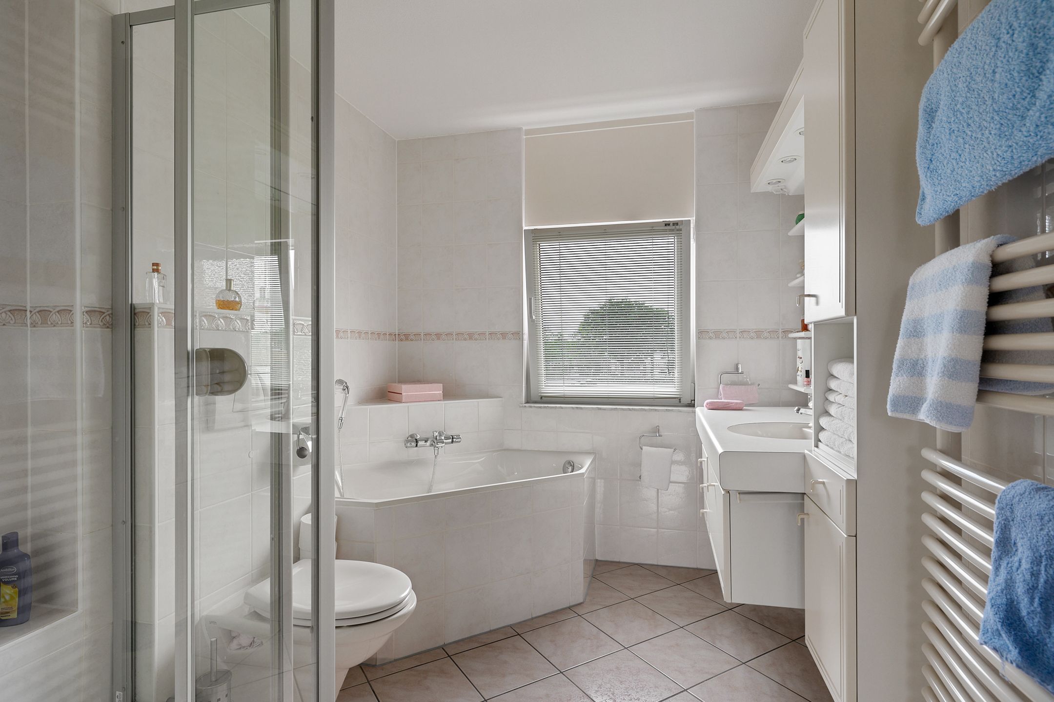 Foto 21 van Hoofdweg 204-A