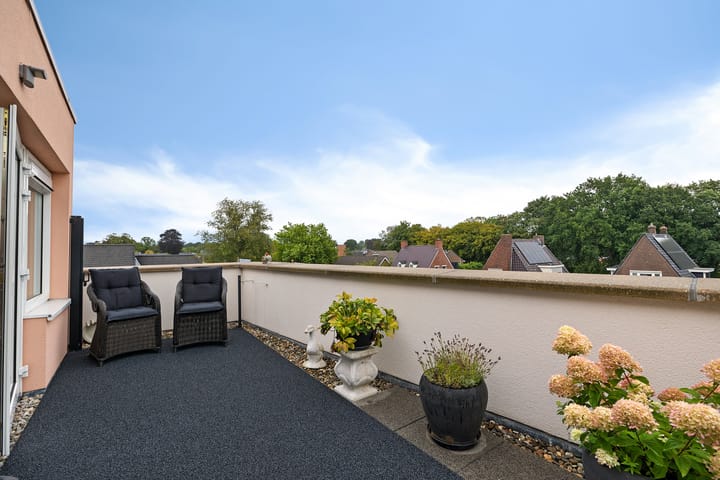 Foto 28 van Hoofdweg 204-A