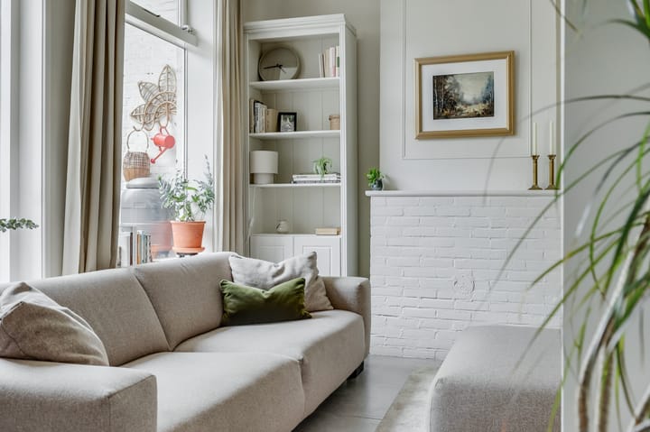 Photo 15 of Paulstraat 100