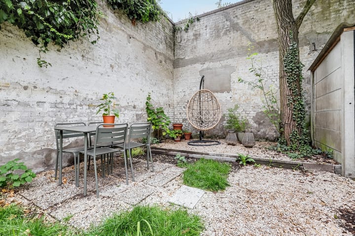 Photo 31 of Paulstraat 100