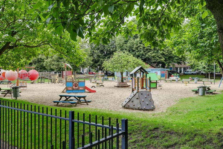 Photo 42 of Paulstraat 100