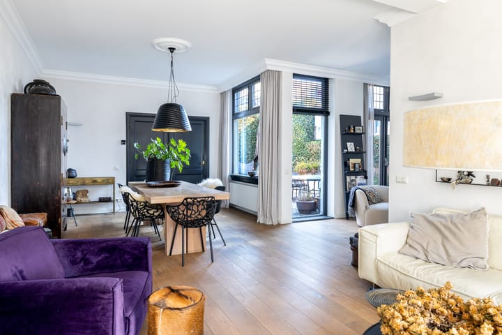 Photo 2 of Valdijk 7