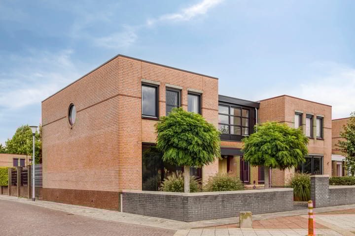 Photo 5 of Bisschop Ludgerstraat 33