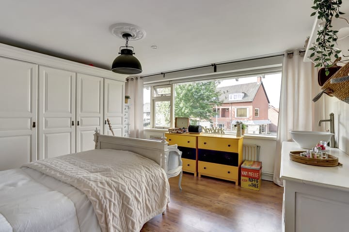 Foto 24 van Sloetsweg 86