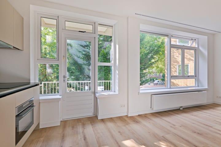 Photo 5 of Edisonstraat 14-1