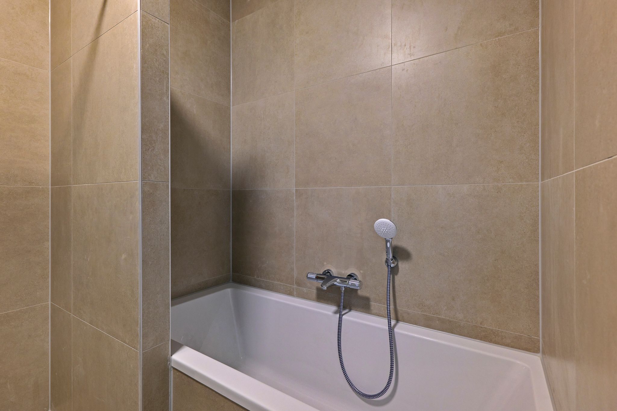 Photo 18 of Edisonstraat 14-1