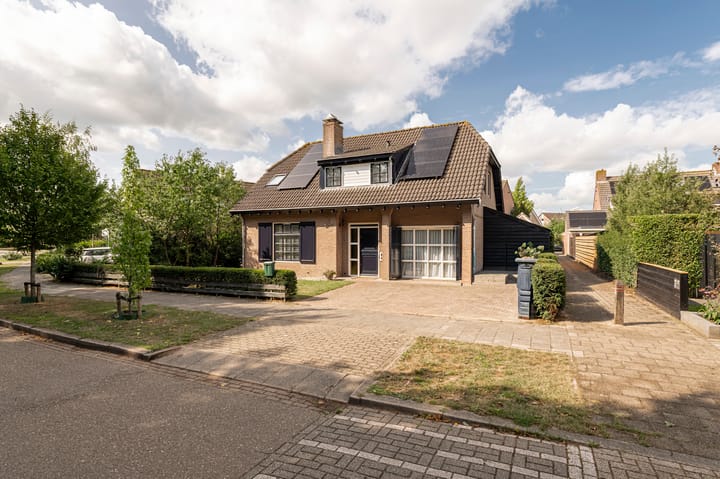 Photo 5 of Burgemeester van Mourikstraat 10