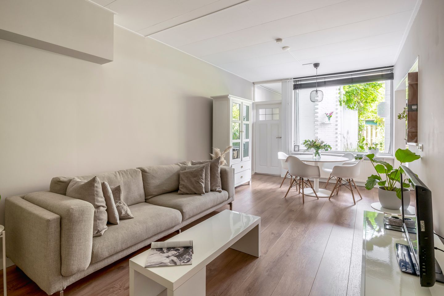 Foto 10 van van Schravendijkplein 37