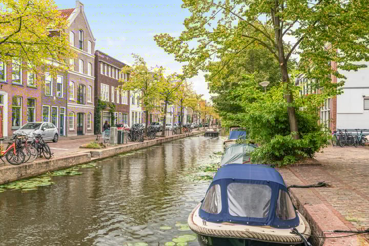 Foto 6 van Warmoezierstraat 5-B