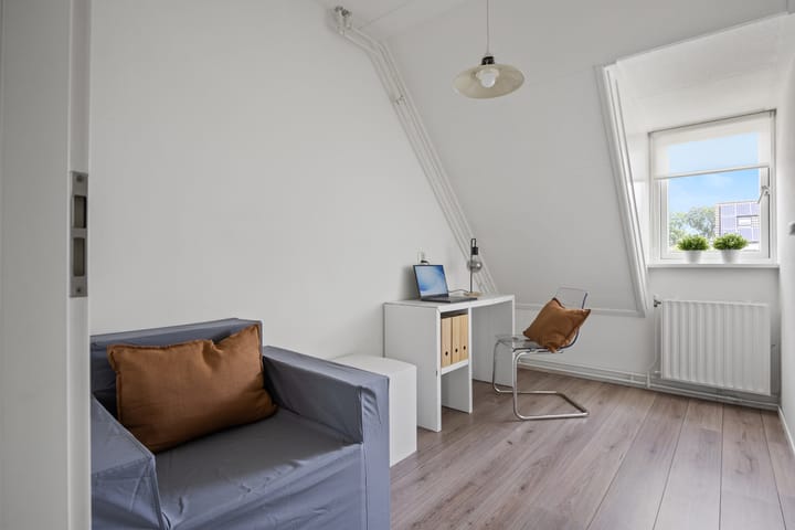 Foto 17 van Ds. Louwe Kooymanslaan 33